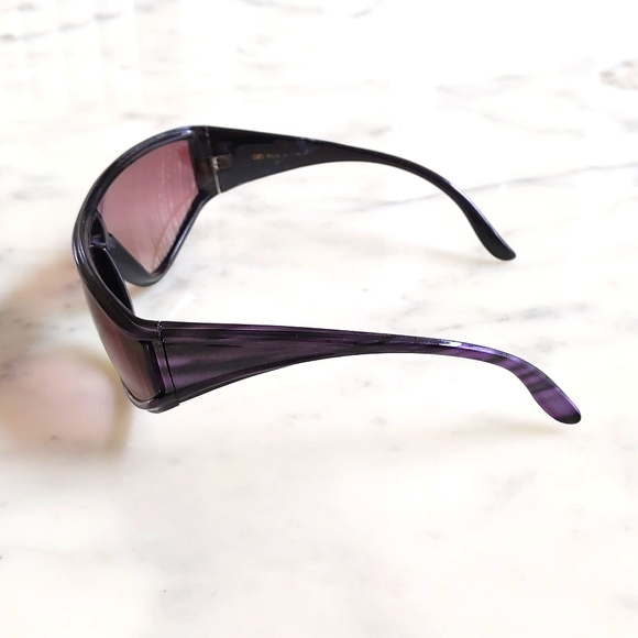 Multi Shades of Purple Sunglasses. - Picture 2 of 3